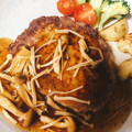 Amber7's cooksnap of when they made 和風きのこのハンバーグソース.