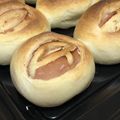 クックJK6256☆'s cooksnap of when they made ハムとチーズパン.
