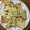 ponpocojp's cooksnap of when they made うまぁ～☆お揚げで味噌納豆の和風マヨピザ.