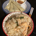 英国で日本食作る女's cooksnap of when they made 鮭とえのきの炊き込みご飯.