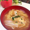 kpえもん♪'s cooksnap of when they made 本だしで簡単！基本の白菜と油揚げの味噌汁.
