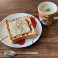 えみぴんちゅ's cooksnap of when they made 厚切り食パンで！ピザグラタンパン.