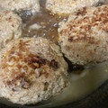 林檎姫♪'s cooksnap of when they made 和風☆簡単☆煮込みハンバーグ.