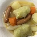 HappyYumi's cooksnap of when they made 冷蔵庫の野菜＋冷凍ロ−ルキャベツでポトフ.