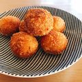 Coconoshin's cooksnap of when they made カリッとモチッと☆我が家のチーズボール☆.