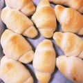 タラまよ's cooksnap of when they made 我が家のバターロールパン＊○.