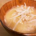 pinkあゆみん's cooksnap of when they made いつもあなたと モヤシ炒め味噌汁.