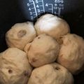 1男4女のママ's cooksnap of when they made 炊飯器で簡単ちぎりパン.