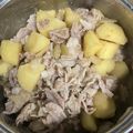 クックWN2NP8☆'s cooksnap of when they made 基本の肉じゃが　調味料1:1:1で簡単.