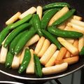 ame-ikuru's cooksnap of when they made 春の味覚♪ホワイトアスパラのバター炒め.