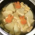 らびDX's cooksnap of when they made 聖護院大根と油揚げの煮物.
