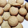 hinasima's cooksnap of when they made ミルメークで♪メロンパン風味クッキー.