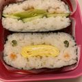 ともチップっぷー's cooksnap of when they made 簡単可愛い♪卵焼きのあひるデコおにぎらず.