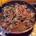 主夫の素's cooksnap of when they made 簡単 やわらか豚肉カレー炒め.
