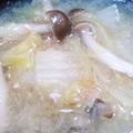 戦艦スパイダー's cooksnap of when they made しいたけと白菜の味噌汁.