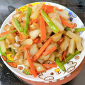 chips18's cooksnap of when they made 大根とさつま揚げの油いため～♪.
