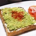 ☆GSSQHY☆'s cooksnap of when they made シンプルに☆ピリ辛アボカドトースト☆.