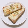 ✯聖夢✯'s cooksnap of when they made 朝ごはんにぴったりグラタン風トースト★.