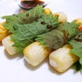 もへほっぺ's cooksnap of when they made 簡単☆餅入り焼竹輪の大葉巻き胡麻醤油かけ.