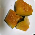 0000−1024's cooksnap of when they made 絶対煮崩れしないかぼちゃの煮物.