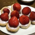 クック8J0LFQ☆'s cooksnap of when they made 型不要　イチゴとクリチのミニタルト.