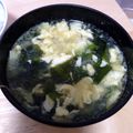 クック99CDNA☆'s cooksnap of when they made 包丁なしで玉子ともやしわかめの中華スープ.