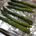 亜久里's cooksnap of when they made 男飯★グリーンアスパラの親父ホイル包み.