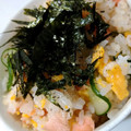 さくらなのはなそら's cooksnap of when they made 簡単！さっぱりキュウリ鮭ちらし寿司.