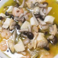 shushu0909's cooksnap of when they made 簡単！シーフードとしめじのアヒージョ.