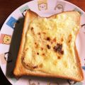 なーなちゃん's cooksnap of when they made 粉チーズとクリームチーズと蜂蜜のトースト.
