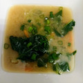 Lake☆Erie's cooksnap of when they made ほうれん草と白菜(＋油揚げ)の味噌汁.