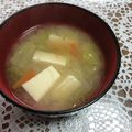 chi−ちゃん's cooksnap of when they made キャベツともやしと豆腐と大根の味噌汁.