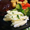 hiromi56's cooksnap of when they made 牛乳とピザ用チーズで簡単チーズペンネ.