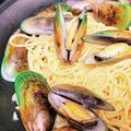 aubryson's cooksnap of when they made ムール貝のワイン蒸し＆蒸し汁で絶品パスタ.