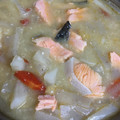 クックGXY3W☆'s cooksnap of when they made 暖まる！具だくさん！☆鮭のかす汁☆.