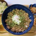 326rei's cooksnap of when they made コピーレシピ？すき家風！とりそぼろ丼.