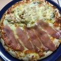 Yokchina's cooksnap of when they made ポテトサラダピザ.