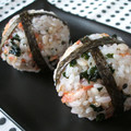 チィチィ９２０'s cooksnap of when they made 桜海老と鮭ワカメのおにぎり～.