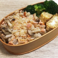 せきne3's cooksnap of when they made おかわり必至！鮭とネギの混ぜご飯.