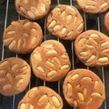 こっちゃん：）'s cooksnap of when they made かた焼きせんべい ♪ 歯に気を付けてね.
