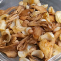 tassloff's cooksnap of when they made 百合根と舞茸のハーブバターソテー.