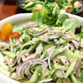 Superlittleboo's cooksnap of when they made 超簡単♡新玉・きゅうり・ささみのサラダ♡.