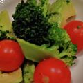 ☆mamingo☆'s cooksnap of when they made アボカドとブロッコリーのわさび醤油和え.