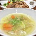 Superlittleboo's cooksnap of when they made 白菜とウインナーのハーブ煮込みスープ.