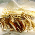 SAsunny's cooksnap of when they made 秋鮭ときのこのホイル焼き.