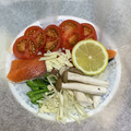もぐもぐ人's cooksnap of when they made 鮭ときのこの紙包み焼き.