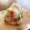 ちゃちゃまる26's cooksnap of when they made おかか梅と水菜のおにぎり.