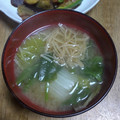 和☆2049's cooksnap of when they made ほうれん草と白菜となめこの味噌汁.