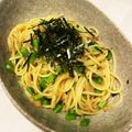 noacon's cooksnap of when they made 1人ランチ☆なめたけと大根葉の簡単パスタ.