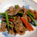 葉っぱのドイリー's cooksnap of when they made にんにくの芽と牛肉の炒め物.